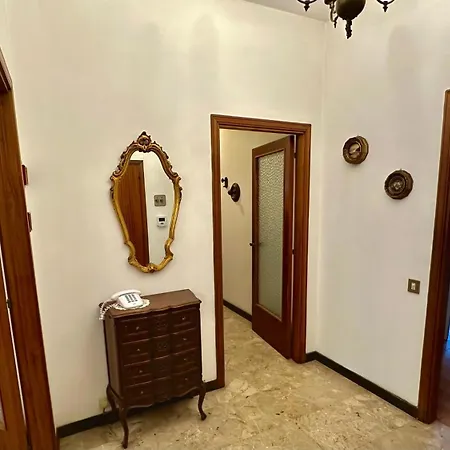 S325 - Sirolo, Quadrilocale In Centro Con Giardino E Posto Auto Lägenhet