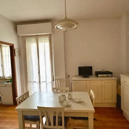Apartment S325 - Sirolo, Quadrilocale In Centro Con Giardino E Posto Auto Sirolo